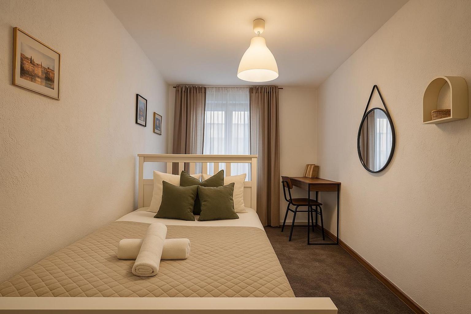 Charmante Privatzimmer In Der Stadt 科布倫茨 外观 照片