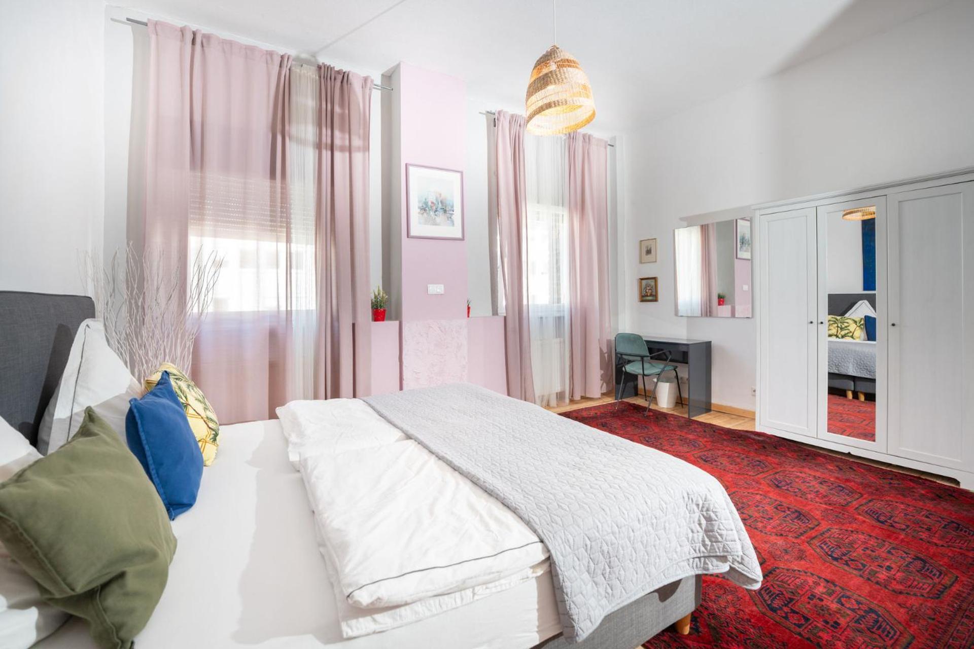Charmante Privatzimmer In Der Stadt 科布倫茨 外观 照片