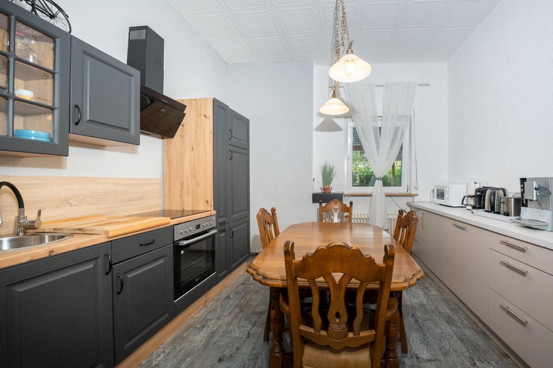 Charmante Privatzimmer In Der Stadt 科布倫茨 外观 照片