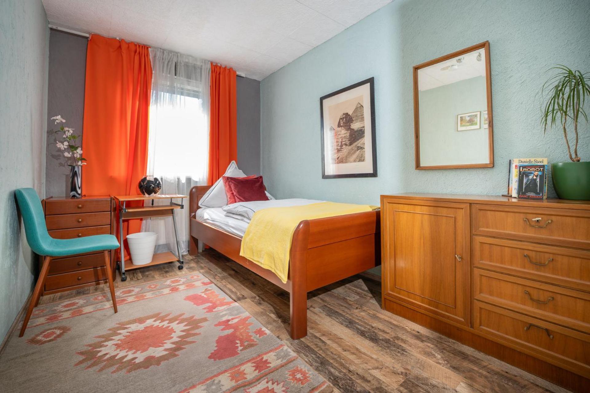 Charmante Privatzimmer In Der Stadt 科布倫茨 外观 照片