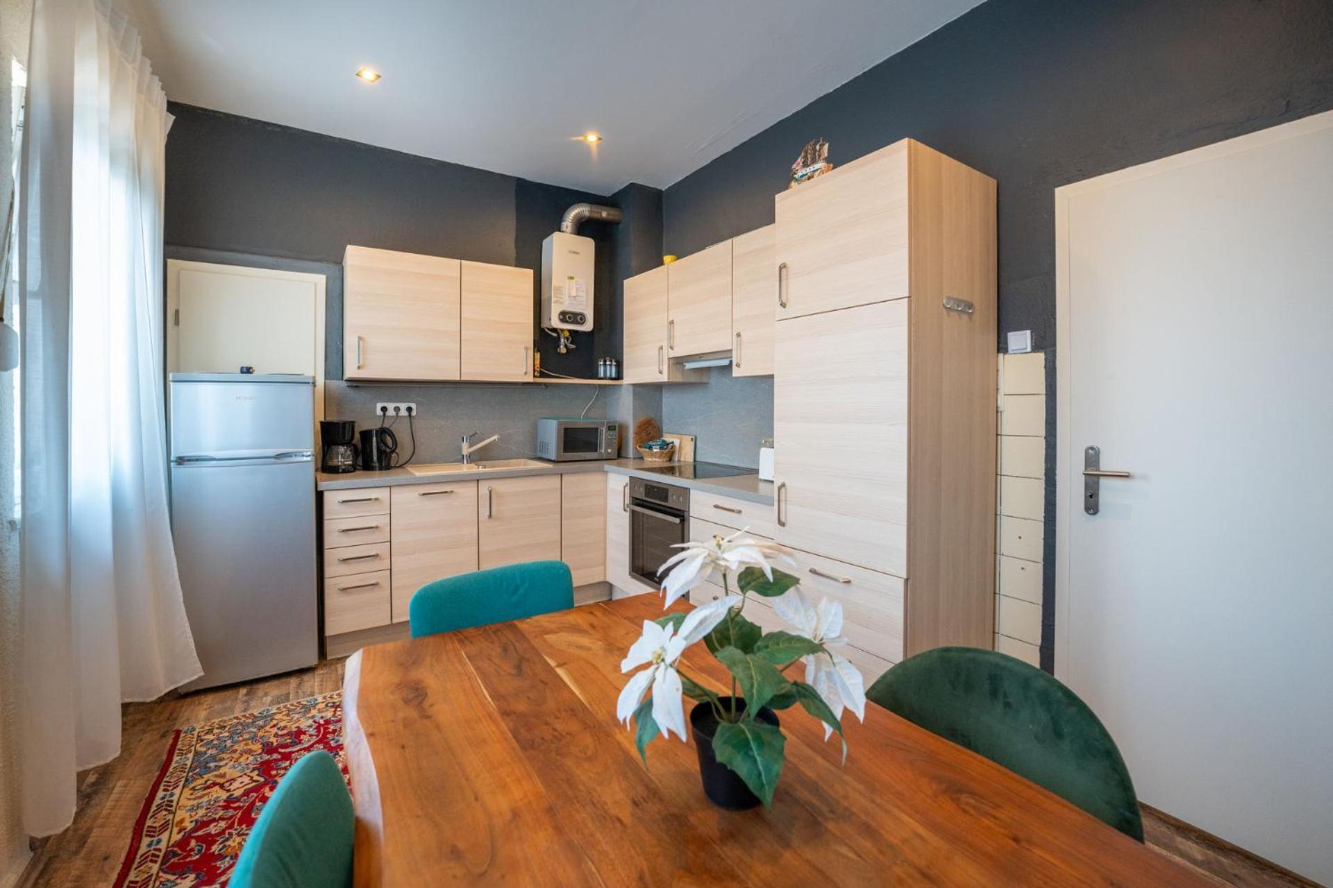 Charmante Privatzimmer In Der Stadt 科布倫茨 外观 照片
